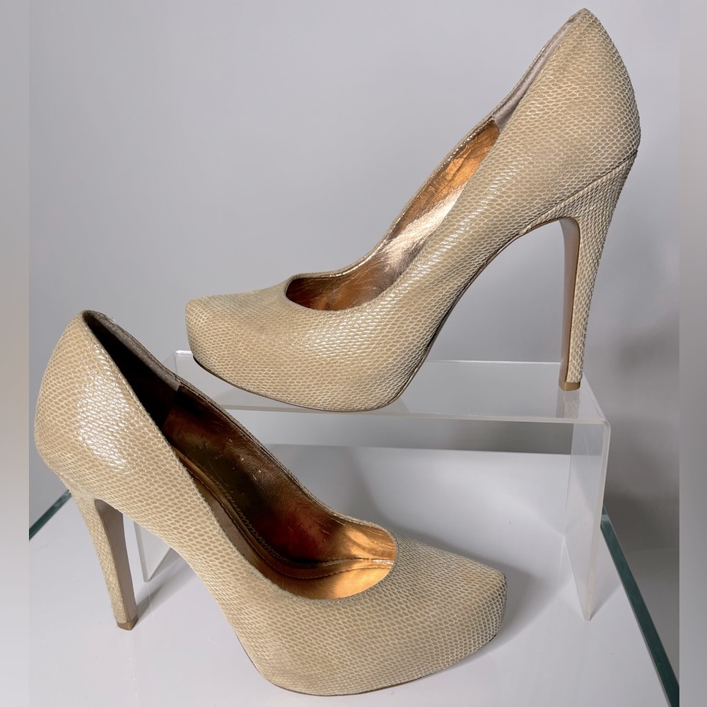 BCBG Parade Cashew Beige Nude Leather Snake Print Hidden Platform Stiletto Heels